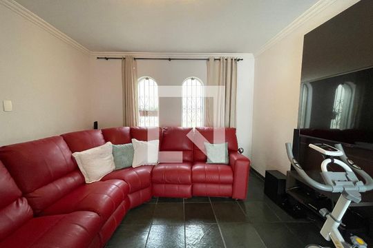 Sala de TV de casa à venda com 7 quartos, 540m² em Caxingui, São Paulo