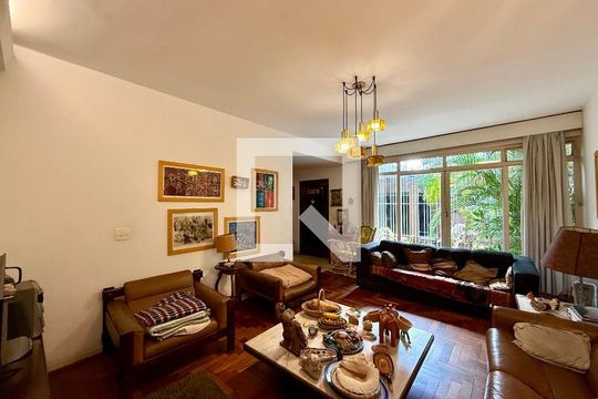 Sala de casa à venda com 3 quartos, 350m² em Campo Belo, São Paulo