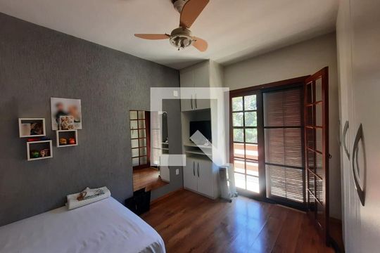 Quarto de casa à venda com 3 quartos, 212m² em Bosque de Barão Geraldo, Campinas