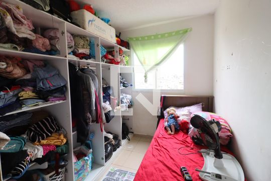 Quarto 2 de apartamento para alugar com 2 quartos, 39m² em Jardim Boa Vista (zona Oeste), Osasco