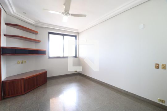 Sala 2 de apartamento para alugar com 3 quartos, 300m² em Centro, Uberlândia