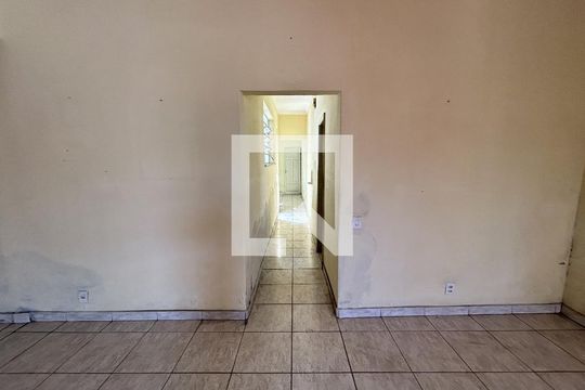 Corredor de casa à venda com 5 quartos, 271m² em Méier, Rio de Janeiro