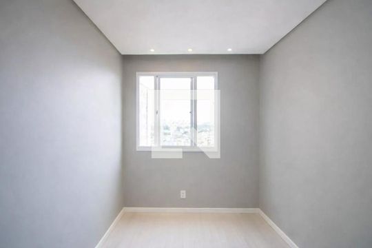 Quarto de apartamento para alugar com 2 quartos, 35m² em RP3 (Regiões de Planejamento), Santo André