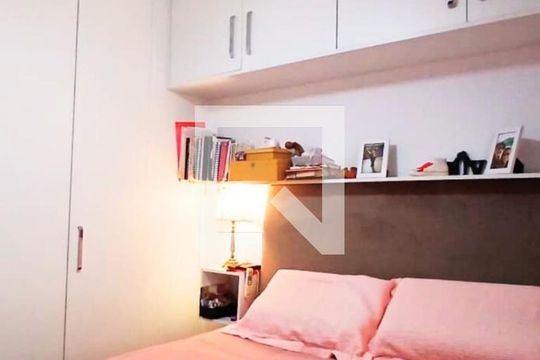 Quarto de apartamento à venda com 2 quartos, 49m² em Jardim Roberto, Osasco