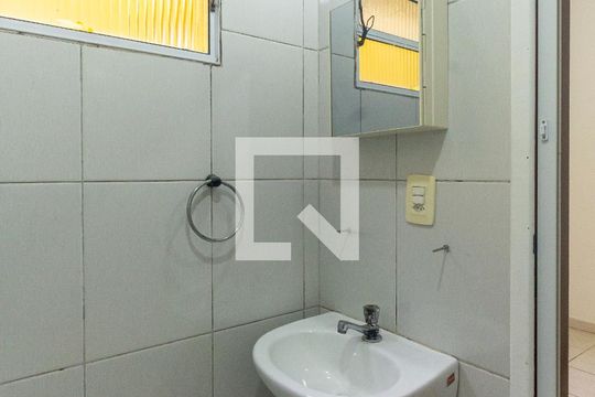 Casa de Condomínio para alugar com 2 quartos, 90m² em Vila Aricanduva, São Paulo
