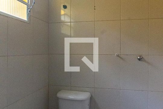 Banheiro da Suíte de casa de condomínio para alugar com 2 quartos, 90m² em Vila Aricanduva, São Paulo