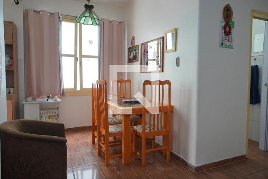 Sala de apartamento para alugar com 2 quartos, 76m² em Cidade Baixa, Porto Alegre