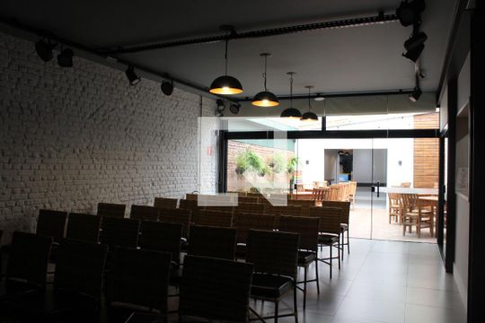 Sala de casa para alugar com 3 quartos, 281m² em Sumaré, São Paulo