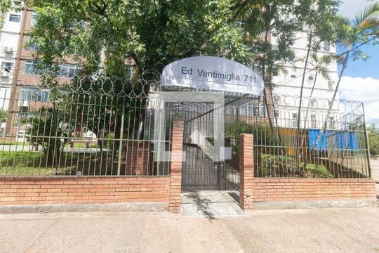 Apartamento para alugar com 1 quarto, 55m² em Humaitá, Porto Alegre
