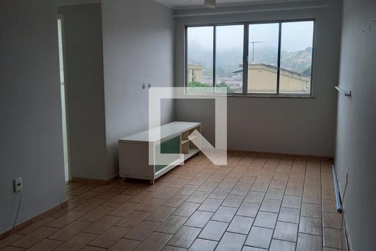 Sala de apartamento à venda com 3 quartos, 75m² em Tanque, Rio de Janeiro