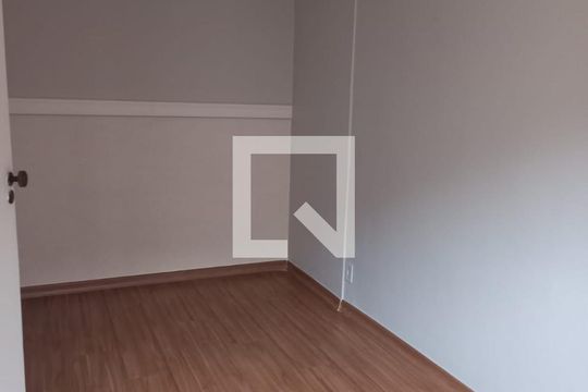 Sala de apartamento à venda com 3 quartos, 75m² em Tanque, Rio de Janeiro