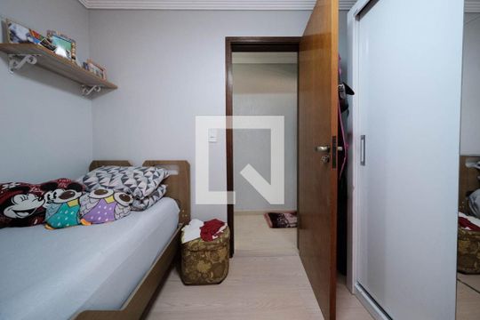 Casa para alugar com 3 quartos, 125m² em Vila Nhocuné, São Paulo