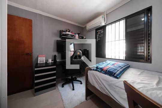 Casa para alugar com 3 quartos, 125m² em Vila Nhocuné, São Paulo