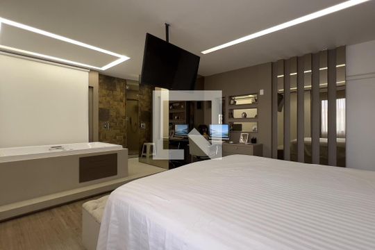 Suíte 1 de casa à venda com 4 quartos, 300m² em Vila Galvão, Guarulhos