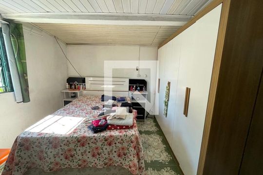 Casa à venda com 2 quartos, 80m² em Feitoria, São Leopoldo