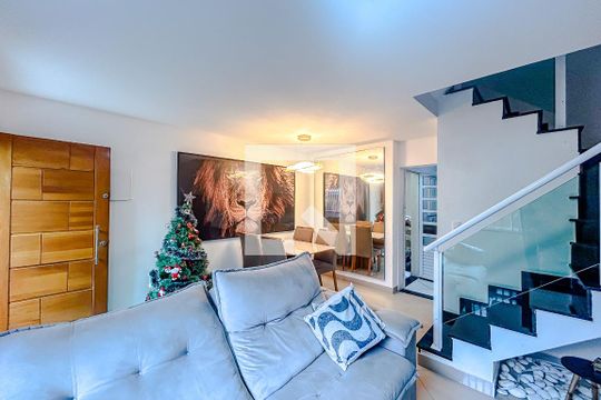 Sala de casa de condomínio para alugar com 2 quartos, 116m² em Vila Esperança, São Paulo