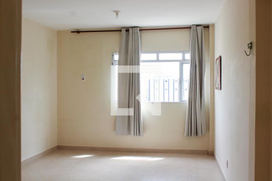 Sala/Quarto de apartamento à venda com 1 quarto, 40m² em Santa Ifigênia, São Paulo