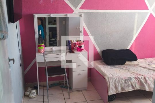 Apartamento à venda com 2 quartos, 45m² em Europa, Contagem