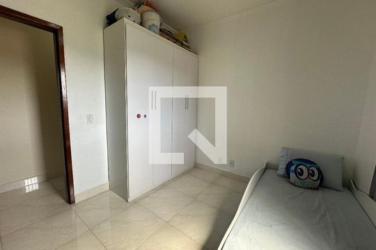 Quarto de casa à venda com 2 quartos, 210m² em São Pedro, Santana de Parnaíba