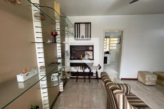 Casa para alugar com 4 quartos, 420m² em Rondônia, Novo Hamburgo