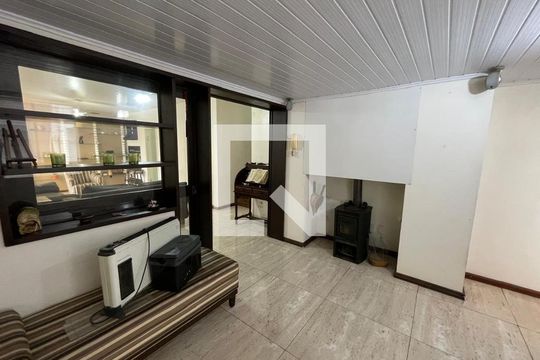 Casa para alugar com 4 quartos, 420m² em Rondônia, Novo Hamburgo