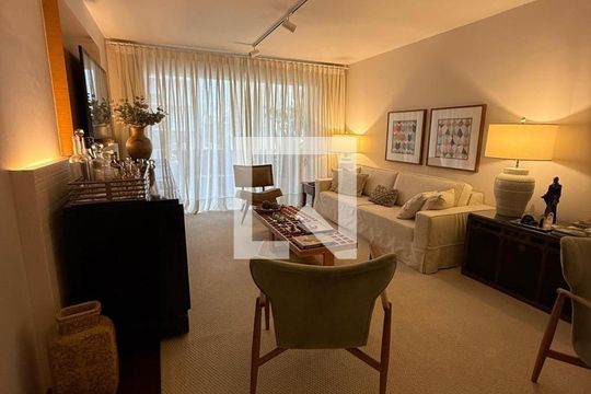 Sala de apartamento para alugar com 3 quartos, 218m² em Brooklin Novo, São Paulo