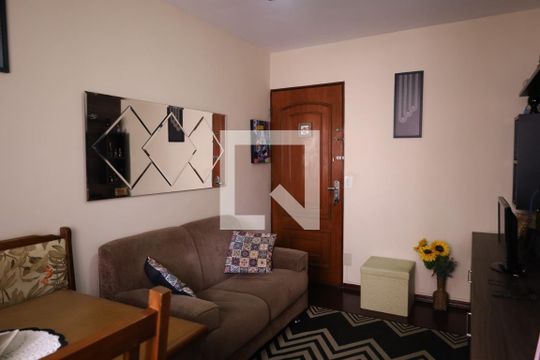 Apartamento à venda com 2 quartos, 57m² em Vila Emir, São Paulo