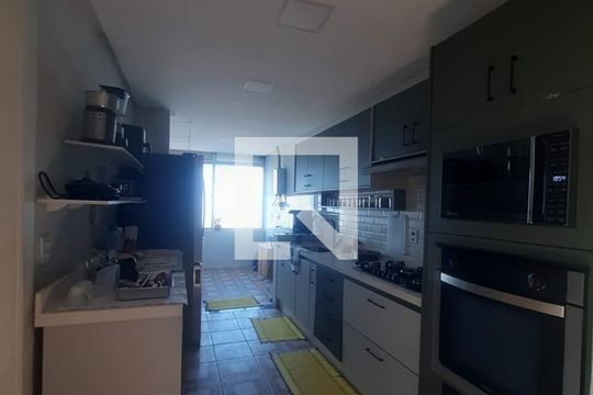 Cozinha de apartamento para alugar com 3 quartos, 338m² em Campo Grande, Rio de Janeiro