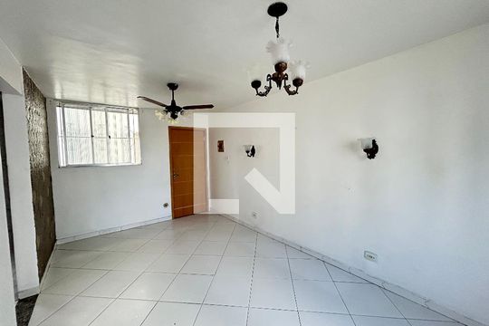 Sala de apartamento à venda com 2 quartos, 60m² em Engenho da Rainha, Rio de Janeiro