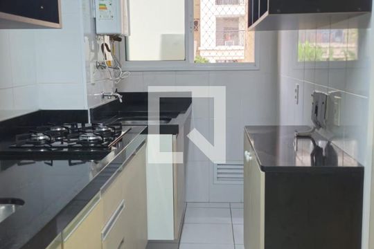 Apartamento para alugar com 2 quartos, 68m² em Jardim Flor da Montanha, Guarulhos