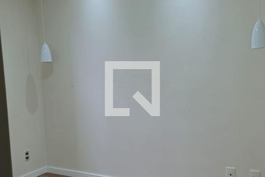 Apartamento para alugar com 2 quartos, 68m² em Jardim Flor da Montanha, Guarulhos
