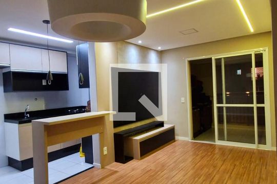 Apartamento para alugar com 2 quartos, 68m² em Jardim Flor da Montanha, Guarulhos