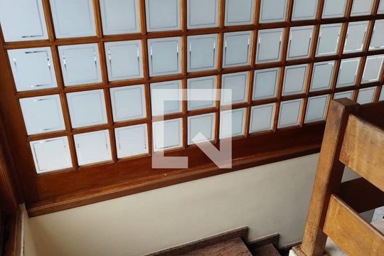 Quarto de casa para alugar com 3 quartos, 400m² em Horto Florestal, São Paulo