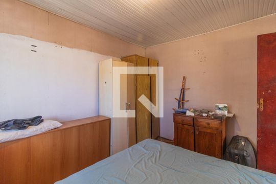 Quarto 1 de casa à venda com 2 quartos, 70m² em Vila Nova, Porto Alegre