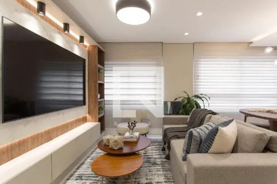 Apartamento à venda com 2 quartos, 74m² em São Sebastião, Porto Alegre
