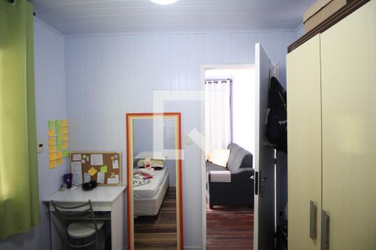 Quarto 1 de casa à venda com 5 quartos, 156m² em Jardim Carvalho, Porto Alegre