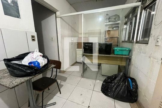 Casa à venda com 3 quartos, 600m² em Bosque da Saúde, São Paulo