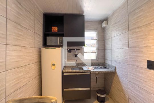 Cozinha de casa de condomínio para alugar com 1 quarto, 20m² em Vila Mariana, São Paulo