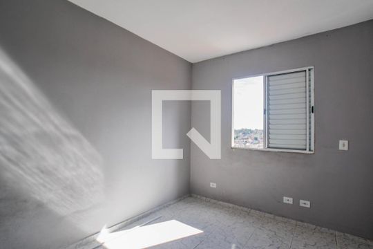 Quarto 2 de apartamento para alugar com 2 quartos, 57m² em Vila Luzita, Santo André