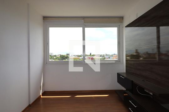 Janela da Sala de apartamento para alugar com 3 quartos, 75m² em São João, Porto Alegre