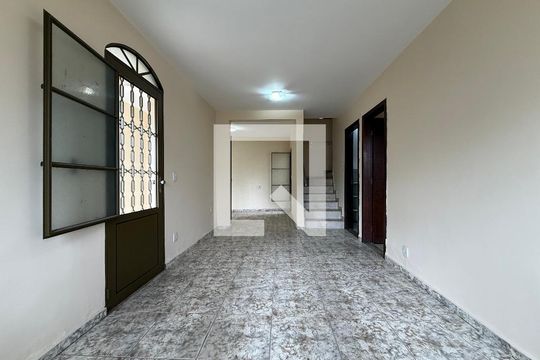 Casa à venda com 3 quartos, 197m² em Alípio de Melo, Belo Horizonte
