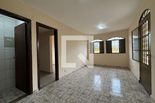 Casa à venda com 3 quartos, 197m² em Alípio de Melo, Belo Horizonte