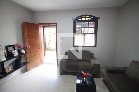 Sala de casa à venda com 4 quartos, 256m² em Milionarios (barreiro, Belo Horizonte