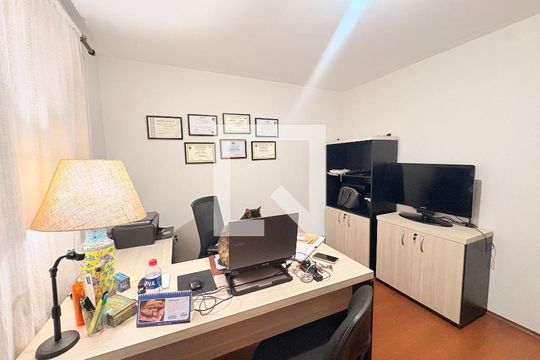 Quarto 1/Escritório de casa à venda com 4 quartos, 320m² em Jardim Brasil, Jundiaí