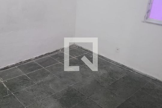 Quarto de casa à venda com 2 quartos, 55m² em Pechincha, Rio de Janeiro