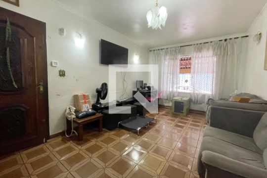 Casa à venda com 3 quartos, 209m² em Vila Santa Maria, São Paulo