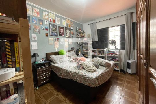 Casa à venda com 3 quartos, 209m² em Vila Santa Maria, São Paulo