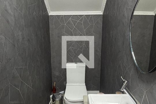 Lavabo de casa para alugar com 3 quartos, 208m² em Vila Valparaíso, Santo André