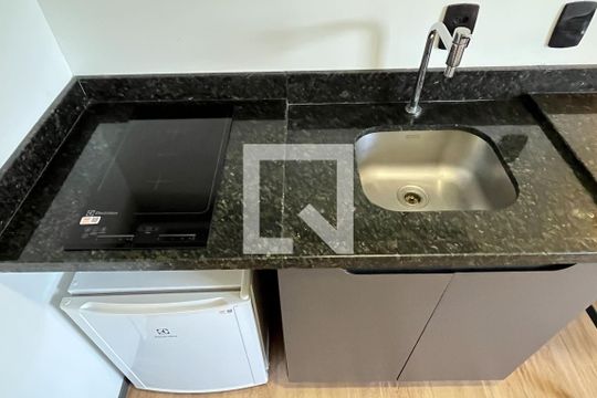 Studio de kitnet/studio para alugar com 1 quarto, 15m² em Vila Matias, Santos