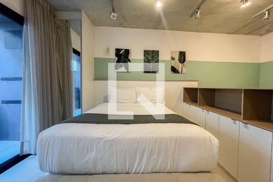 Studio  de kitnet/studio para alugar com 1 quarto, 32m² em Menino Deus, Porto Alegre